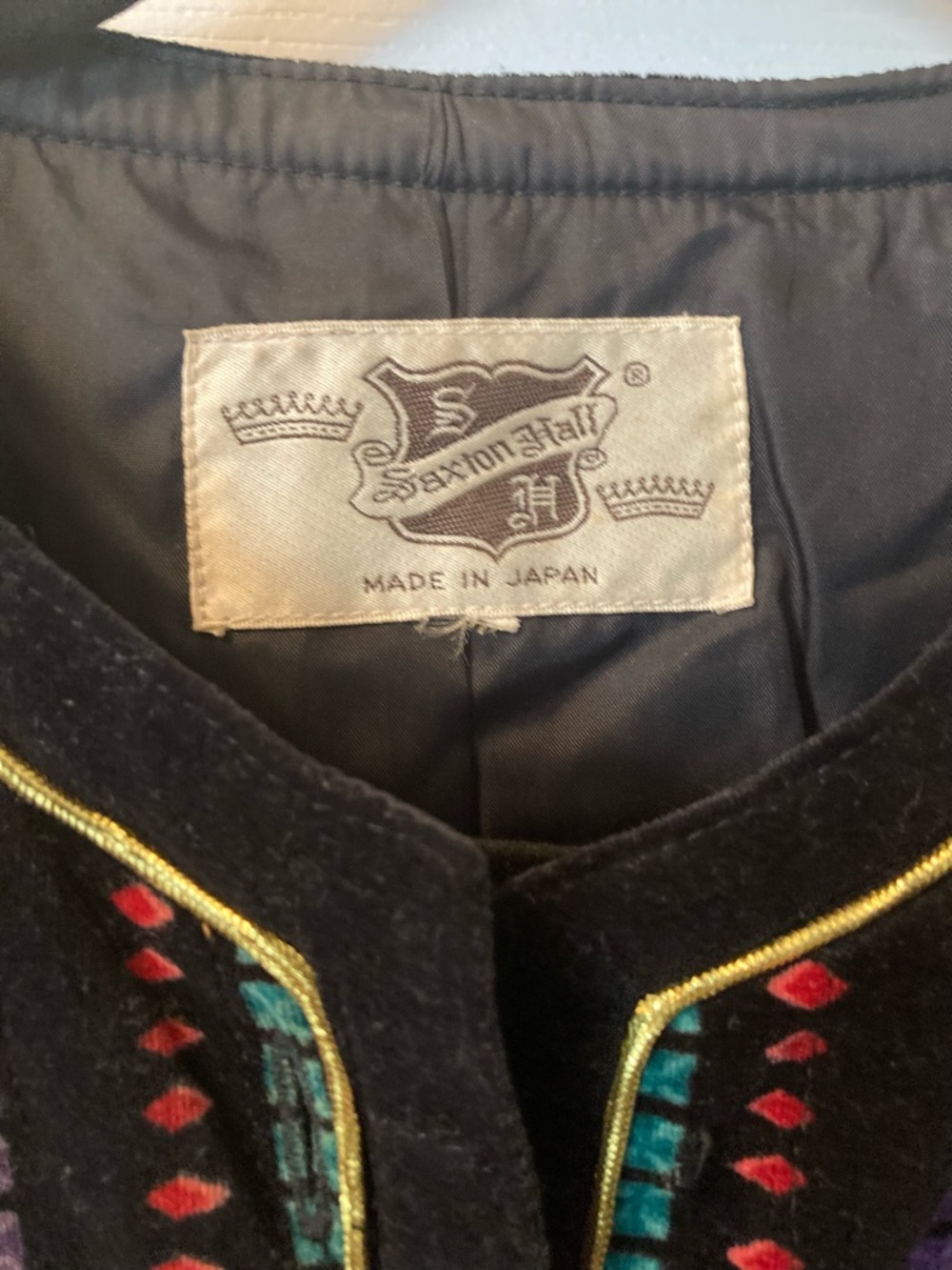 Vintage 1980’s Saxton Hall Embroidered Velvet Jacket with Multicolor Accents - Picture 5 of 16